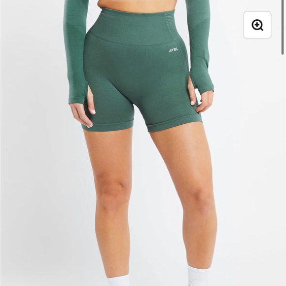 AYBL Pants - NWOT AYBL Balance V2 Seamless Green Shorts